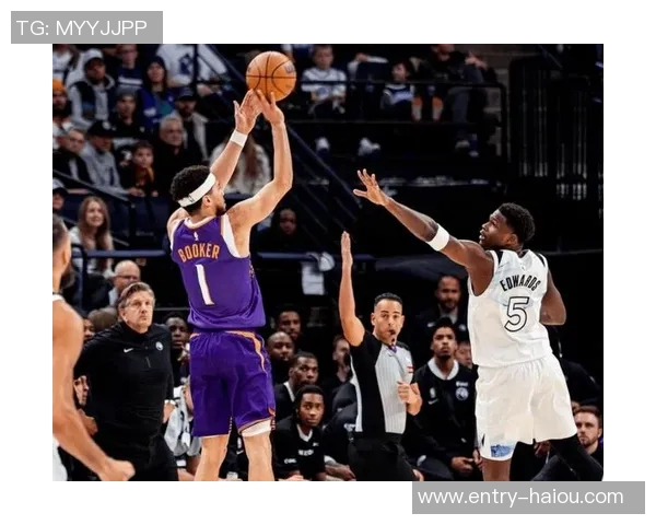 布克强调球队天赋与正确打法的重要性坚持不懈追求胜利