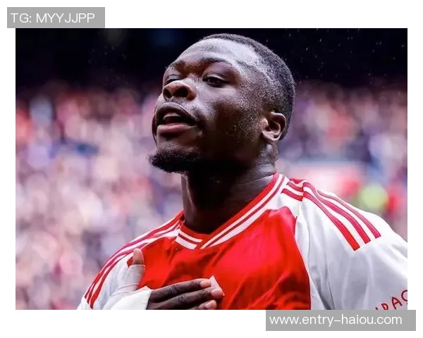 阿贾克斯俱乐部球探与引援主管凯文德朗宣布辞职引发关注